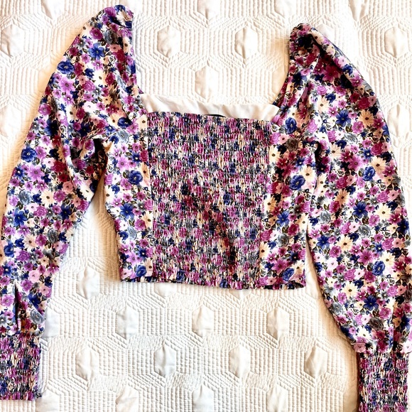 Forever 21 Smocked Floral Gigot Sleeve - Picture 9 of 9